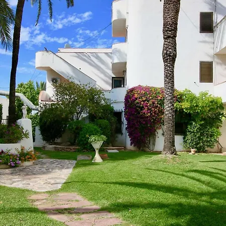 Apartment Albaranas